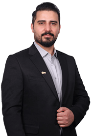 پدرام مقدم، کارشناس کنترل کیفیت خط تولید